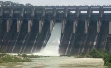 बारिश थमी, पर अभी भी खुला है बांगो बांध का एक गेट
