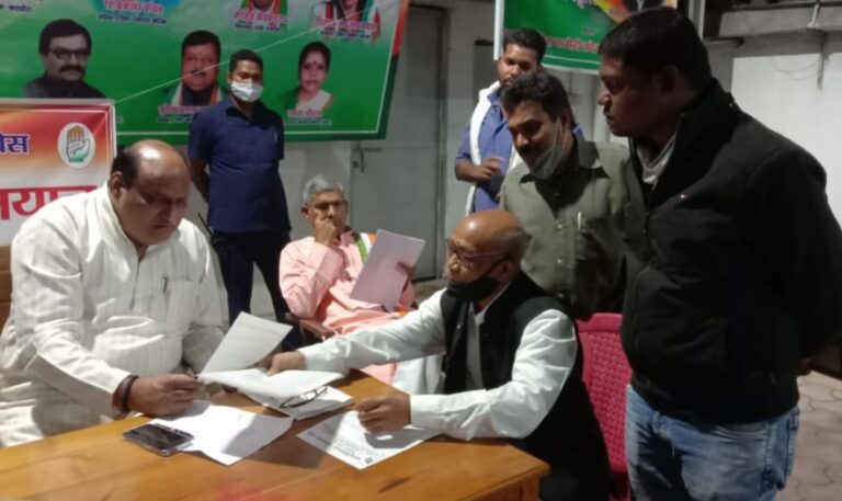 राजस्व मंत्री से भेंट कर जिले के भू विस्थापित किसान व श्रमिक समस्याओं पर चर्चा की ऐक्टू संगठन ने