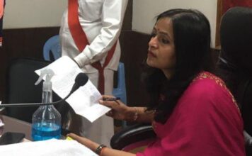 जन चौपाल: कलेक्टर रानू साहू ने सुनी लोगों की समस्याएं