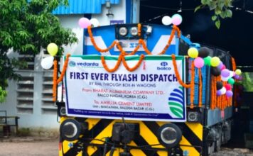 वेदांता-बालको ने पहली बार पहला फ्लाई एश रैक भेजा सीमेंट उद्योग को