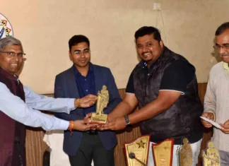 थ्री स्टार रैंकिंग दिलाने में निगम की पूरी टीम का रहा योगदान-महापौर