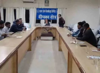साइलो के ठेका कामगार होंगे बहाल, आंदोलन हुआ स्थगित