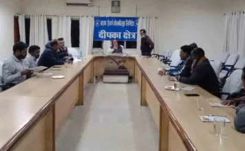 साइलो के ठेका कामगार होंगे बहाल, आंदोलन हुआ स्थगित