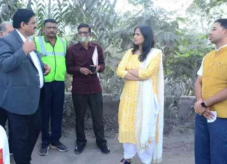 कलेक्टर रानू साहू ने सर्वमंगला-इमली छापर निर्माणाधीन सड़क मार्ग का किया औचक निरीक्षण