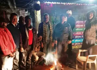 निगम क्षेत्र के चौक-चौराहों व सार्वजनिक स्थानों में जलाये जा रहे अलाव