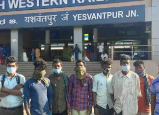 कलेक्टर श्रीमती साहू की पहल पर कर्नाटक में फंसे मजदूरों की सकुशल वापसी