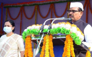 सादगी से कोविड प्रोटोकॉल का पालन करते हुए मनाया गया गणतंत्र दिवस