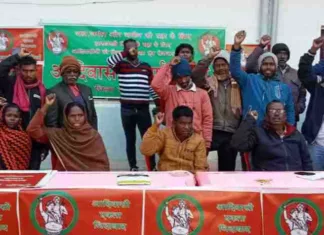 ड्रोन से भूमि सर्वे निरस्त करो -आदिवासी संघर्ष मोर्चा