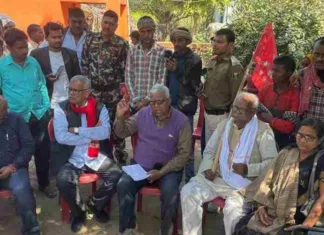 सरकारी टेंडर की आड़ में बालू माफिया और पुलिस गठजोड़ के तहत ग्रामीणों पर हुए हमले