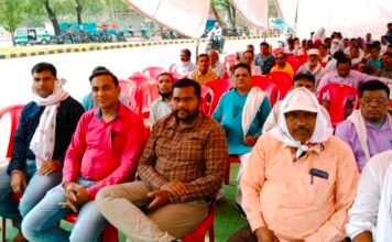 17 प्रतिशत महंगाई भत्ता व सातवें वेतनमान के आधार पर HRA देने की मांगों के समर्थन में तीन दिवसीय धरना: मुख्यमंत्री के नाम सौंपा ज्ञापन