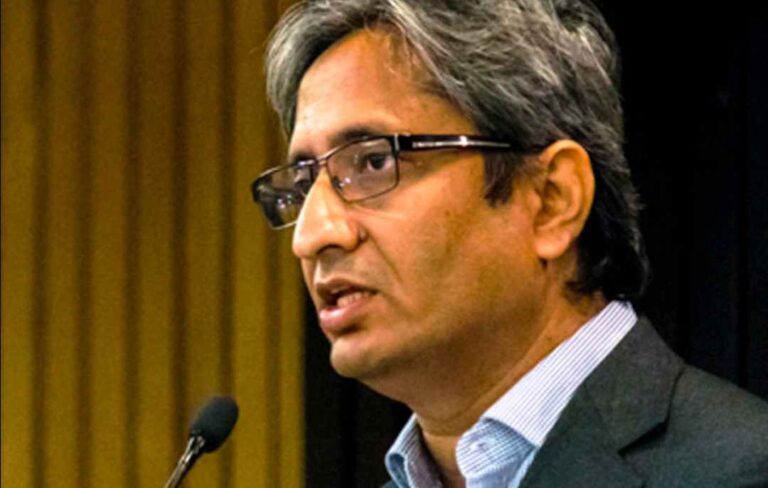 आपदा आपके लिए थी और अवसर किसी और के लिए -रविश कुमार