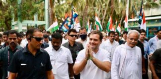 राहुल महज एक सहयात्री: चल तो भारत रहा है