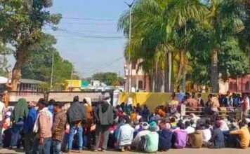 नारायणपुर जिला मुख्यालय में ईसाई समुदाय का प्रदर्शन