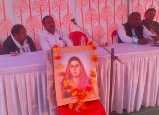 माता सावित्रीबाई फुले की जयंती पर संयुक्त समिति ने दीपका में किया आयोजन