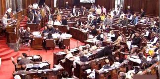 सब कुछ तो सरनेम में धरा है साहब!