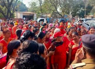 आंगनबाड़ी कार्यकर्ताओं की मांग बिल्कुल जायज: भाकपा