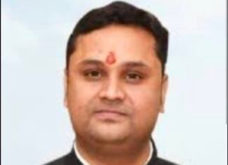 मंत्री उमेश पटेल की पहल पर तत्काल लगा ट्रांसफार्मर: ग्रामीणों में हर्ष