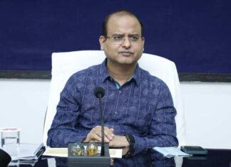 रायगढ़: आगामी शिक्षा सत्र से नये रंग-रोगन व कलेवर में दिखे सभी आश्रम व छात्रावास: कलेक्टर तारन प्रकाश सिन्हा