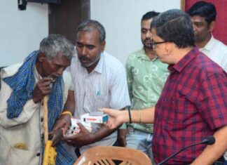 छोटेलाल, कंशराम हो या कलकतिया बाई, अब इनको ठीक से देगा सुनाई