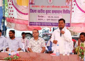 वृहद समाधान शिविर के माध्यम से लोगों को शासकीय योजनाओं का घर पहुंच मिल रहा लाभ: विधायक लालजीत सिंह राठिया