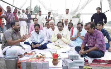 छत्तीसगढ़ सरकार किसानों के हित में कर रही लगातार काम: राज्य सहकारी बैंक के अध्यक्ष बैजनाथ चंद्राकर