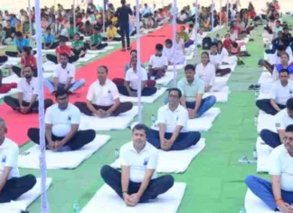 जीवन जीने की कला है योग: महापौर राजकिशोर प्रसाद