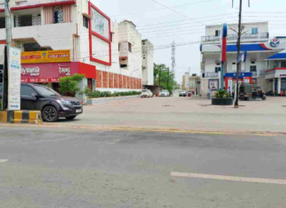 KORBA: अपने व्यापारिक हितों के लिए भाजपा नेता ने तोड़ा सड़क डिवाइडर; जोखिम में लोगों की जान, दुर्घटना के बढ़े आसार