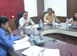 कोरबा: कलेक्टर ने ली राजनैतिक दलों के प्रतिनिधियों की बैठक
