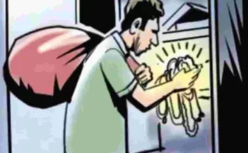 बालकोनगर में लाखों की चोरी: जांच में जुटी पुलिस