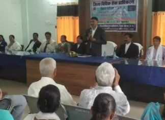 बच्चों को बचपन से ही सिखाना चाहिए बुजुर्गों का मान-सम्मान करना: जिला न्यायाधीश