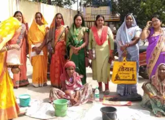 युवा जागृति संगठन के सदस्यों द्वारा की गयी सावन सोमवार पूजा