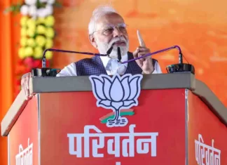 छत्तीसगढ़ परिवर्तन के लिए तैयार: नरेंद्र मोदी