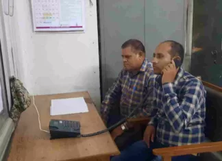 हैलो.. मैं ….बोल रहा हूँ .. कहते हुए कलेक्टर ने कंट्रोल रूम में लगाया फोन…