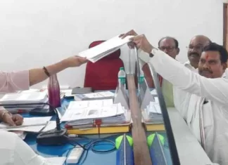 कोरबा जिले में आज 14 अभ्यर्थियों ने लिए नामांकन पत्र: 02 अभ्यर्थियों ने जमा किया नाम-निर्देशन पत्र
