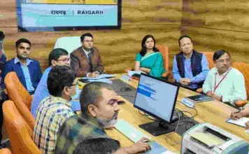 सामान्य प्रेक्षक एवं पुलिस प्रेक्षक ने किया स्ट्रांग रूम का निरीक्षणमतदान दल, सामग्री मूवमेंट और सुरक्षा व्यवस्था की ली जानकारी
