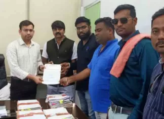 छत्तीसगढ़िया क्रांति सेना ने वेदांता-बालको और राखड़ ट्रांसपोर्टर्स के खिलाफ कार्रवाई को लेकर राज्यपाल के नाम सौंपा ज्ञापन