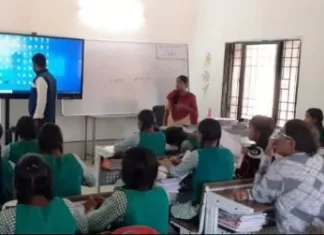 भाषा उत्सव कार्यक्रम में भगोरा के ओडिशा स्कूल से हुई सहभागिता