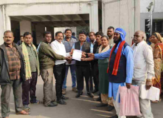 7 सालों से मुआवजा के लिए भटक रहे – भूविस्थापितों ने दी आंदोलन की चेतावनी