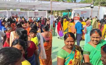 विकसित भारत संकल्प यात्रा लोगों के लिए बनी वरदान: मौके पर उपचार के साथ ला रही मुस्कान