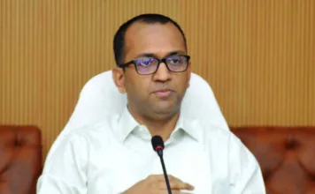 अवैध रेत उत्खनन और ईंट भट्ठों पर कलेक्टर का सख्त रुख: समय सीमा बैठक में कार्यवाही के निर्देश