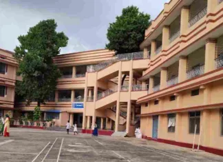 कार्मेल कान्वेंट सीनियर सेकेण्डरी स्कूल को जारी हुआ कारण बताओ नोटिस