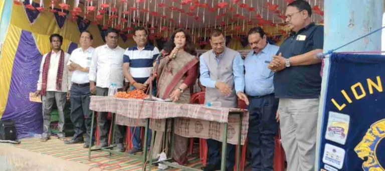 लायंस क्लब बालको द्वारा ग्राम कल्दामार में स्वास्थ्य शिविर, ग्राम सेवा कार्य एवं वन भोज का आयोजन