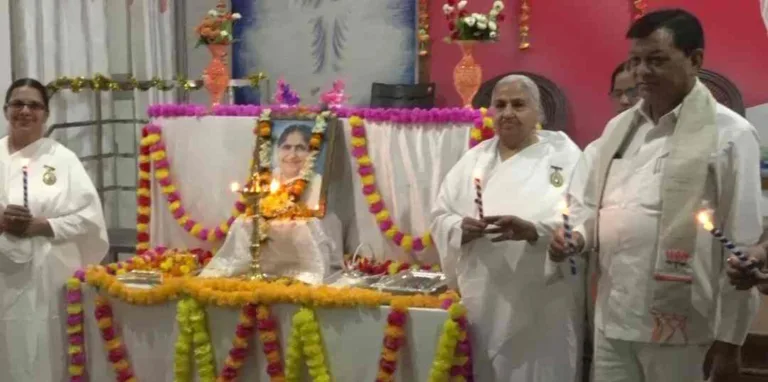 दादी जानकी की चौथी पुण्यतिथि कार्यक्रम: मंत्री लखन लाल ने दी श्रद्धांजलि
