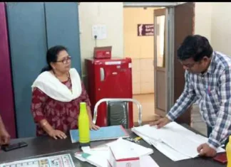 जिला मलेरिया एवं कुष्ठ अधिकारी डॉ.कुलवेदी ने किया सीएचसी लोईंग एवं पीएचसी भगोरा का किया निरीक्षण