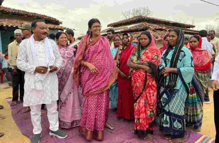 कांग्रेस: तोड़-फोड़ की राजनीति नहीं, जनता सेवा! 5 न्याय और 25 गारंटी के साथ लाएंगे बदलाव; ज्योत्सना महंत