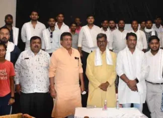 पैराशूट भाजपा प्रत्याशी के तोड़-फोड़ से तनिक भी चिंतित नहीं है कांग्रेस!