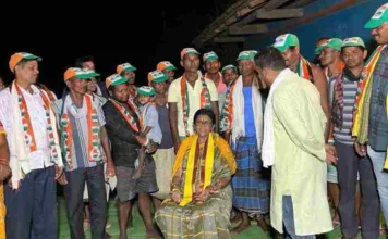 मनरेगा मजदूरों को 400 रुपए मजदूरी के साथ मिलेगा जीवन बीमा का लाभ
