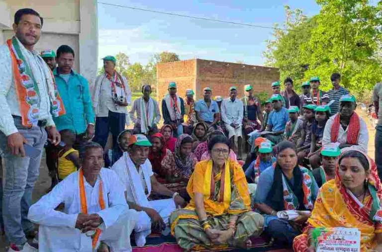 अपने जल-जंगल-जमीन की सुरक्षा के लिए कांग्रेस की सरकार चुनिए!