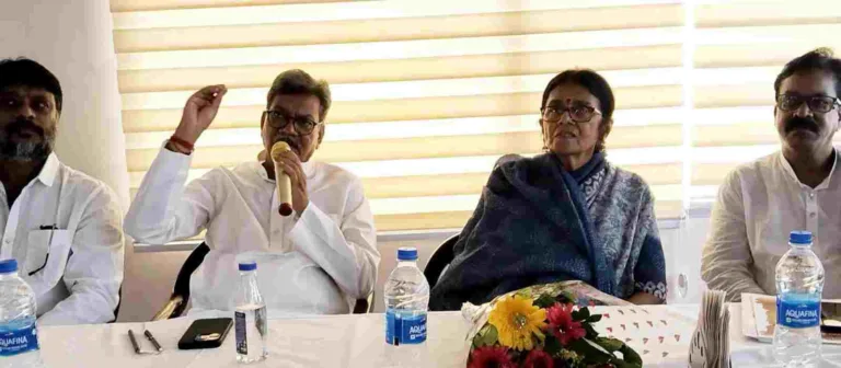 डॉ. महंत ने सार्वजनिक क्षेत्र और लोकतंत्र की रक्षा के लिए कांग्रेस की केंद्र में वापसी का किया आह्वान!