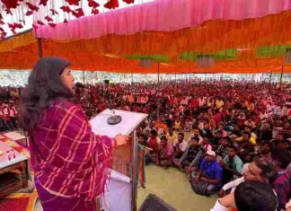 रामपुर व कोरबा लोकसभा के विकास की गारंटी पर आशीर्वाद व समर्थन मांगने आई हूं -सरोज पांडे